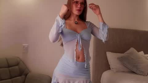 Snapshot of couple_of_your_dreams_ chatting on May 2026 11:20:01 AM Kay online show from May 2026 11:20:01 AM
