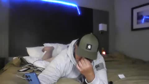 Snapshot of couple_pleaser1 chatting on September 2025 11:42:02 PM Ieathairytacos online show from September 2025 11:42:02 PM