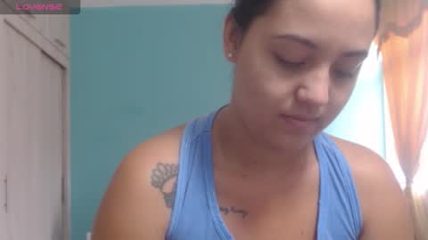  ALEJANDRO Y EMILY  online show from January 2026 02:55:02 PM