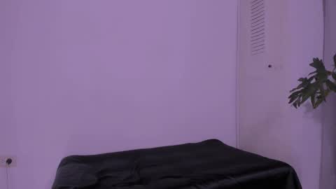 Snapshot of couple_sexxo chatting on October 2025 02:34:01 AM Couple sexxo online show from October 2025 02:34:01 AM