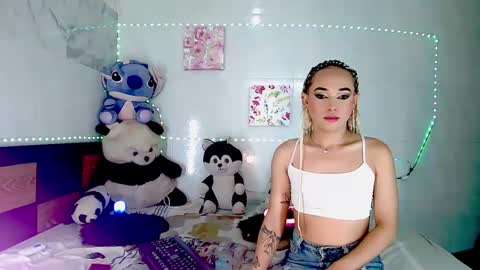 ALEXA  KIM online show from October 2025 12:08:01 AM