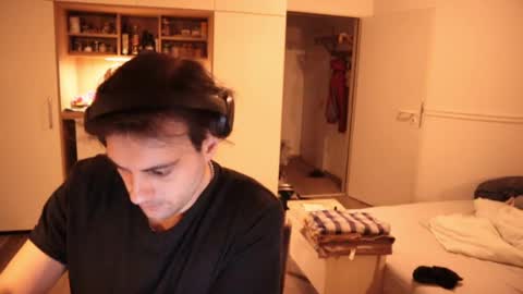 Snapshot of coupleforyou23 chatting on February 2025 09:56:02 PM coupleforyou23 online show from February 2025 09:56:02 PM