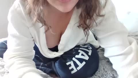 Snapshot of courtxoxo_o chatting on February 2025 04:48:02 PM courtxoxo_o online show from February 2025 04:48:02 PM