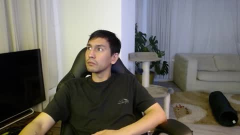 cowboy_co online show from October 2025 03:32:01 AM