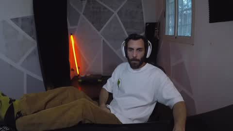 Snapshot of cowudder20 chatting on January 2025 02:51:01 PM cowudder20 online show from January 2025 02:51:01 PM