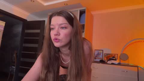 Snapshot of coyness_geneva chatting on December 2024 11:14:01 AM Geneva online show from December 2024 11:14:01 AM