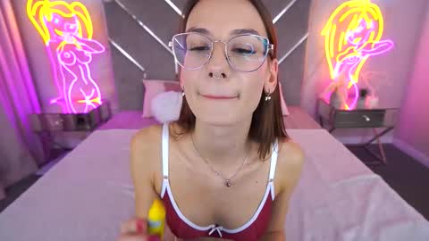 cozymell online show from November 2025 02:17:02 PM