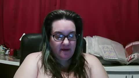 Snapshot of craftgirl2 chatting on November 2025 03:33:01 PM Craftgirl online show from November 2025 03:33:01 PM