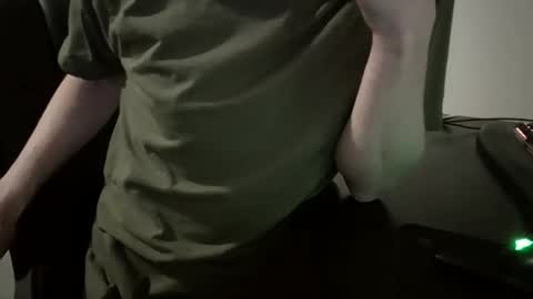 Snapshot of crafty333 chatting on February 2026 11:01:01 PM crafty333 online show from February 2026 11:01:01 PM