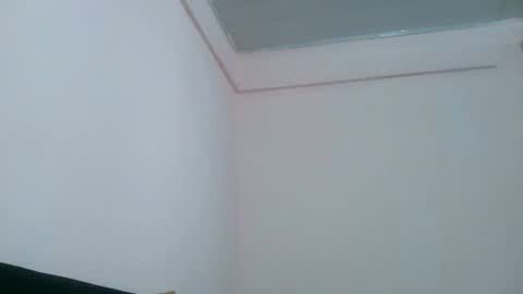 Snapshot of crammy_freaky chatting on December 2025 04:18:02 AM crammy_freaky online show from December 2025 04:18:02 AM