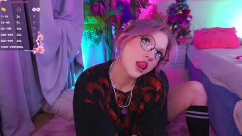 Snapshot of crazy__wine chatting on December 2024 10:23:02 PM Sonya online show from December 2024 10:23:02 PM