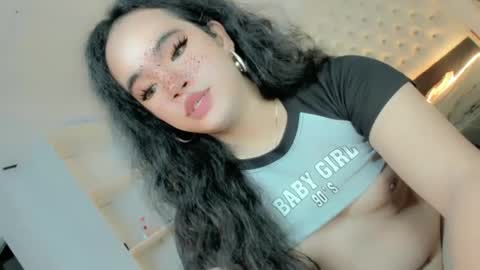 Hot Ayisha online show from January 2025 12:41:01 PM