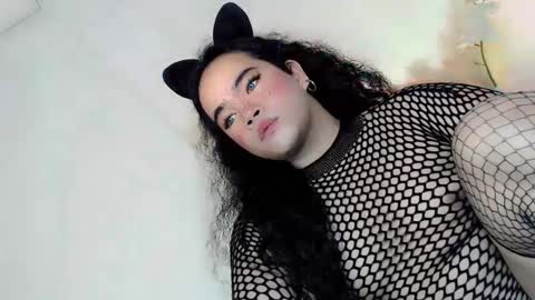 Hot Ayisha online show from February 2025 04:44:02 AM