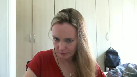 Snapshot of crazyanny chatting on December 2024 10:51:02 AM Anny online show from December 2024 10:51:02 AM