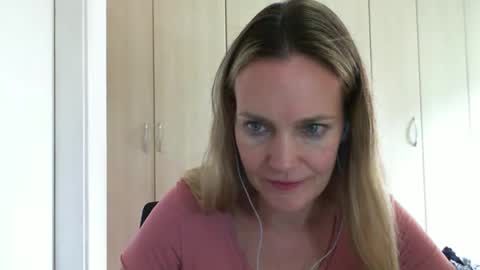 Snapshot of crazyanny chatting on February 2025 10:55:02 AM Anny online show from February 2025 10:55:02 AM