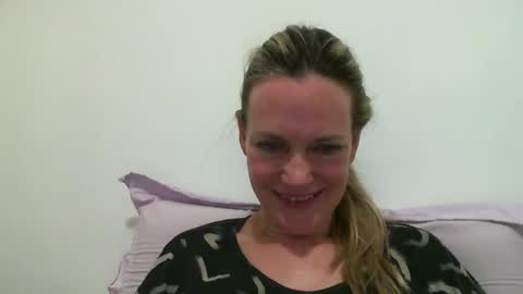 Snapshot of crazyanny chatting on February 2025 12:15:02 AM Anny online show from February 2025 12:15:02 AM