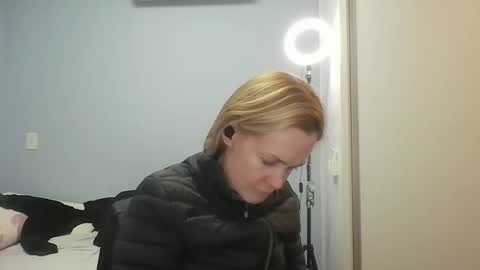 Anny online show from May 2026 12:11:01 PM