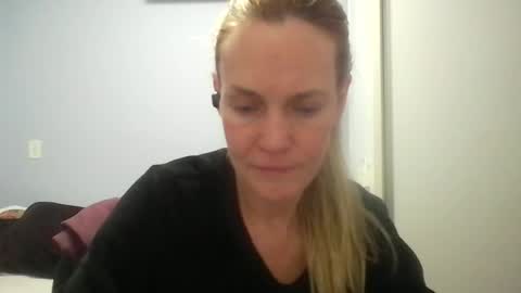 Anny online show from June 2026 12:35:01 AM