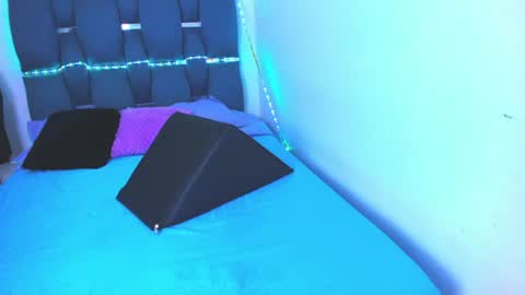 Snapshot of crazybaby_squirt chatting on June 2026 03:11:01 AM crazybaby_squirt online show from June 2026 03:11:01 AM