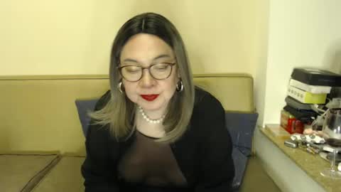 Snapshot of crazychika chatting on December 2024 05:45:02 PM Kelly online show from December 2024 05:45:02 PM