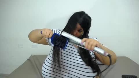 diosalinda online show from April 2026 02:21:01 AM
