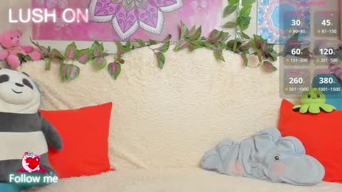 Snapshot of crazyteeen chatting on December 2024 03:04:01 AM Anny online show from December 2024 03:04:01 AM