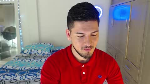 Snapshot of crazyybull chatting on October 2025 04:12:01 AM Bull online show from October 2025 04:12:01 AM