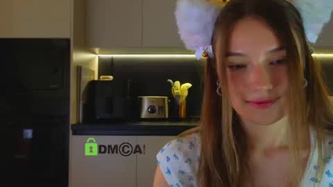 Snapshot of crazzy_cherry chatting on July 2026 11:18:01 AM crazzy cherry online show from July 2026 11:18:01 AM