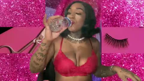 Snapshot of creame_sensation chatting on February 2026 02:17:02 AM PHANTOMTARGARYENXXX online show from February 2026 02:17:02 AM