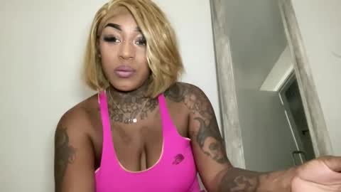 Snapshot of creame_sensation chatting on March 2026 12:43:02 PM PHANTOMTARGARYENXXX online show from March 2026 12:43:02 PM