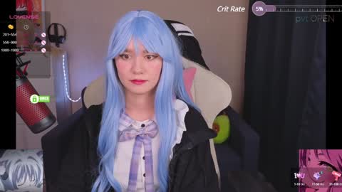 Snapshot of creammeow chatting on December 2024 08:47:01 AM Alina online show from December 2024 08:47:01 AM