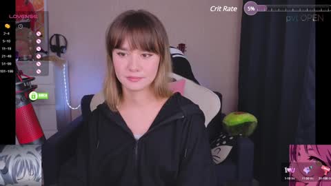 Snapshot of creammeow chatting on December 2024 09:58:01 AM Alina online show from December 2024 09:58:01 AM