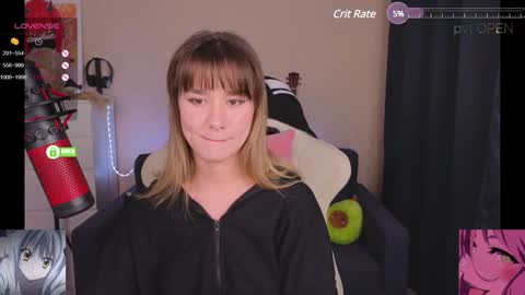 Snapshot of creammeow chatting on December 2024 09:18:02 AM Alina online show from December 2024 09:18:02 AM