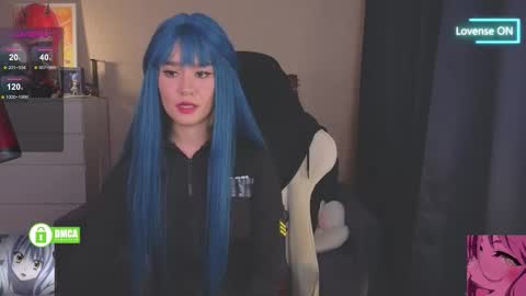 Snapshot of creammeow chatting on February 2026 02:27:01 AM Alina online show from February 2026 02:27:01 AM