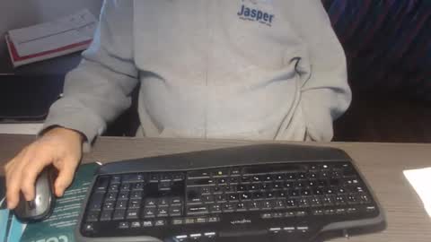 Creamormilk online show from October 2025 12:41:02 PM