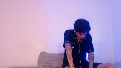 Snapshot of creampie_couple1 chatting on October 2025 11:57:02 PM CAMILA Y SEBASTIAN online show from October 2025 11:57:02 PM