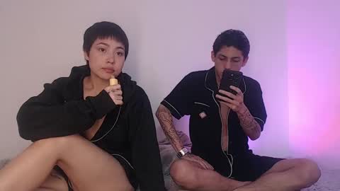 Snapshot of creampie_couple1 chatting on October 2025 11:21:02 AM CAMILA Y SEBASTIAN online show from October 2025 11:21:02 AM