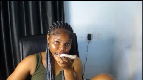 Snapshot of creamy_juicypussy chatting on September 2025 08:05:01 AM Lady jasmine online show from September 2025 08:05:01 AM