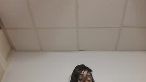 Snapshot of creamyexotica chatting on September 2025 12:40:01 PM CreamyExotica online show from September 2025 12:40:01 PM