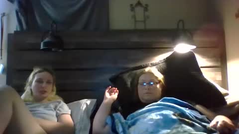 Snapshot of creamymadona chatting on February 2026 12:37:02 AM Heather online show from February 2026 12:37:02 AM