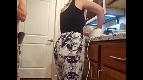 Snapshot of creamymilf11 chatting on December 2025 07:03:02 AM creamymilf11 online show from December 2025 07:03:02 AM