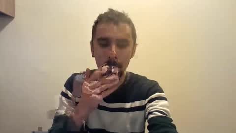 Snapshot of creativexx2 chatting on January 2026 12:44:02 PM creativexx2 online show from January 2026 12:44:02 PM