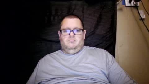 Snapshot of creeeping_death chatting on February 2025 08:42:02 PM The hopeless romantic online show from February 2025 08:42:02 PM