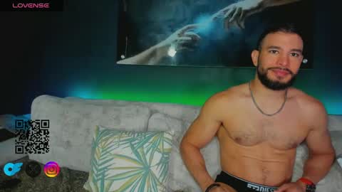 CRHISTIAN online show from February 2025 04:03:01 PM