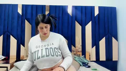 Criistaal   online show from March 2025 08:33:02 AM