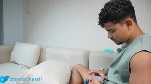 Snapshot of crimson_heart chatting on March 2026 09:20:02 PM Crimson heart online show from March 2026 09:20:02 PM