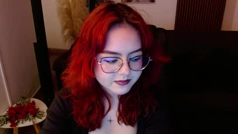 Snapshot of crimson_tati chatting on March 2025 05:18:02 AM Tatiana online show from March 2025 05:18:02 AM