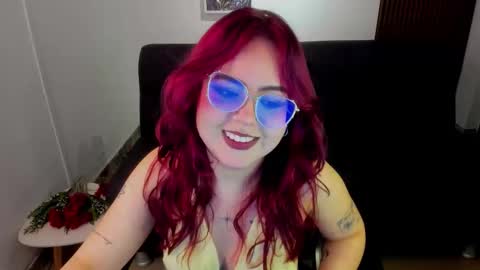 Snapshot of crimson_tati chatting on September 2025 04:11:02 AM Tatiana online show from September 2025 04:11:02 AM