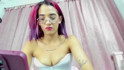 cris_dulce online show from May 2026 08:47:01 PM
