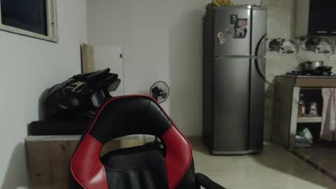 criscamiloo online show from June 2026 07:39:01 AM